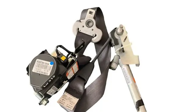 Honda CR-V Front seatbelt 607452300B 608200100A 098X090LH