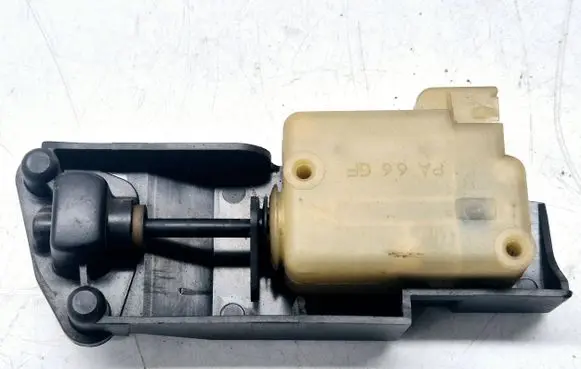 Volvo S80 Fuel tank cap lock motor 9483311 3606