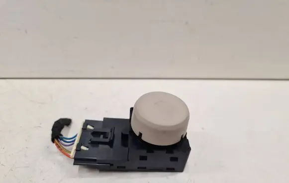Opel Insignia A Seat control switch 13285105