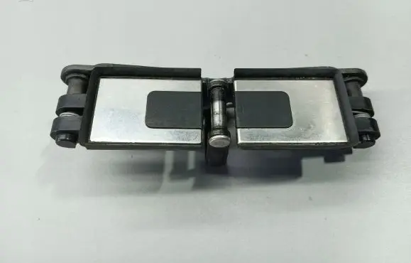 Volkswagen Phaeton Loading door lock loop/hook striker 3D5827517C