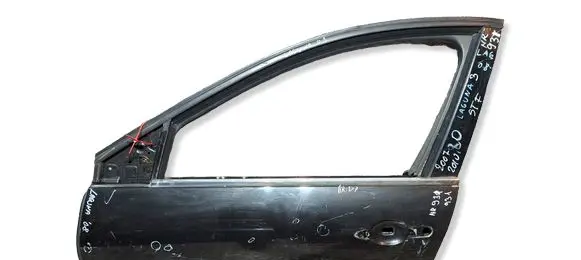 Renault Laguna III Front door S26301077