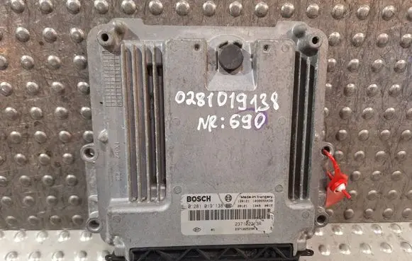 Dacia Dokker Engine control unit/module S25081690 0281019138 237102529R
