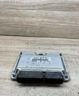 Audi A3 S3 8L Engine control unit/module 038906012A 0281010120