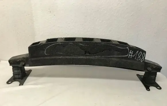 Skoda Fabia Mk2 (5J) Front bumper support beam 5J0807109A