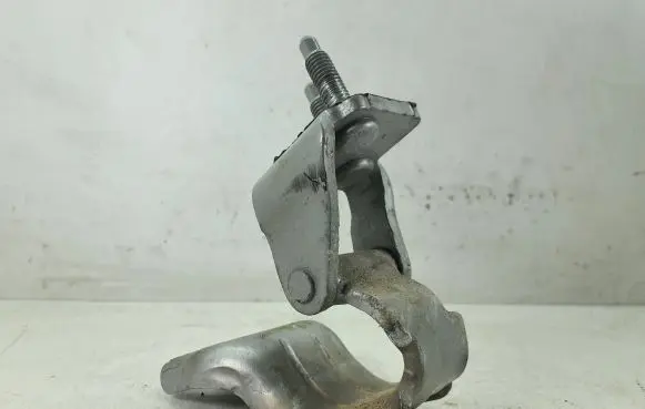 Volkswagen PASSAT B6 Tailgate/trunk/boot hinge 3C9827302D