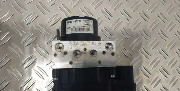 Toyota Yaris ABS Pump 445400D280 895410D480