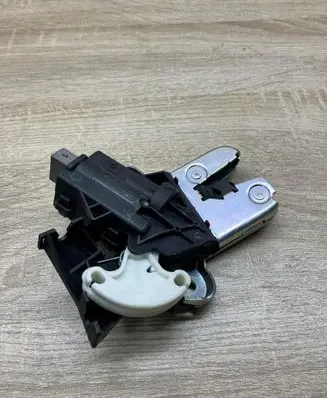 Audi A4 S4 B8 8K Tailgate/trunk/boot lock/catch/latch 4F5827505D