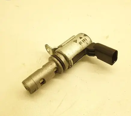 Volkswagen Golf VI Camshaft vanos timing valve 03C906455A