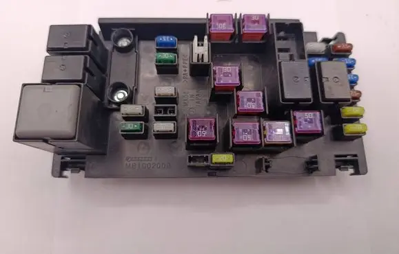 Subaru Forester SJ Fuse box set 82241SG050 412072