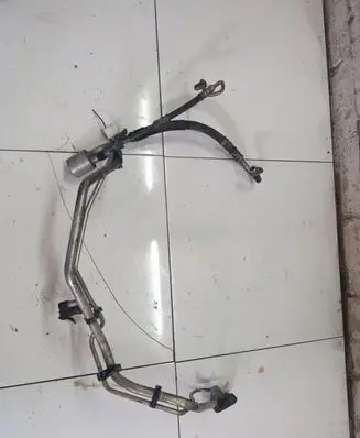 Peugeot 307 Air conditioning (A/C) pipe/hose 