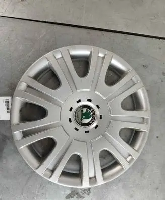 Skoda Rapid (NH) R15 wheel hub/cap/trim 1Z0601147E