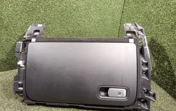 Porsche Cayenne (9Y0 9Y3) Glove box 9Y1857093G A094387 9Y1857264