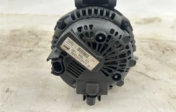 Mercedes-Benz E C207 W207 Generator/alternator A6421540402 2543289C TG17C030
