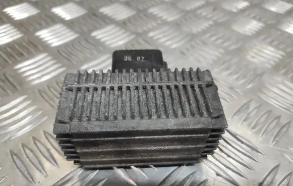 Opel Astra G Glow plug pre-heat relay 09132691 51299008