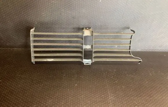 BMW 7 F01 F02 F03 F04 ACC Distronic radar sensor grill/trim 66663483 66663482