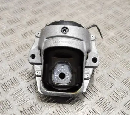 Porsche Macan (95B) Engine mount bracket 8R0199381AQ 785647137724