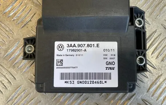 Volkswagen PASSAT B7 Hand brake control module 3AA907801E 17982901A GN00120468L
