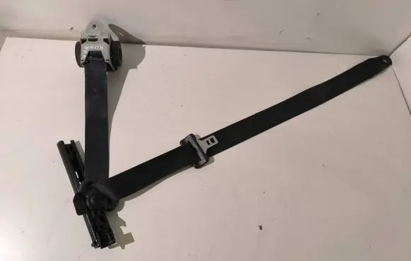 Ford Kuga I Front seatbelt 8V41S61295AD 040962 608730100