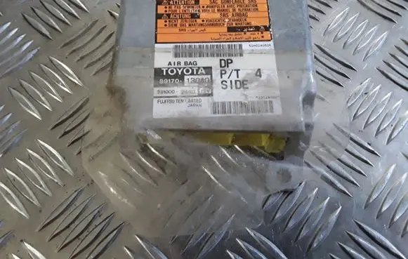 Toyota Corolla Verso E121 Airbag control unit/module 8917013040 2310002440