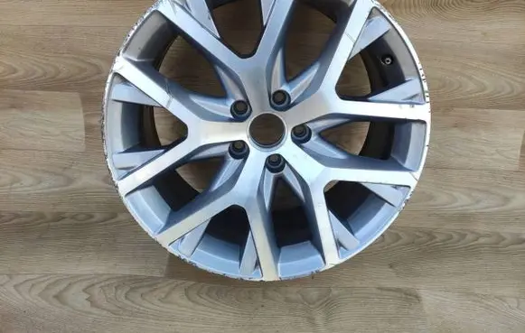Volkswagen Passat Alltrack R18 alloy rim 3AA601025S