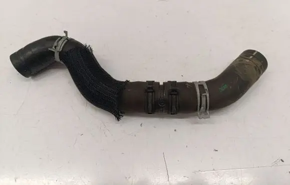 Nissan Qashqai J12 Engine coolant pipe/hose 215016UB5A