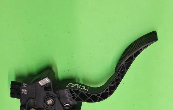 Mitsubishi Outlander Accelerator throttle pedal 1600A115 14195B 09776171435