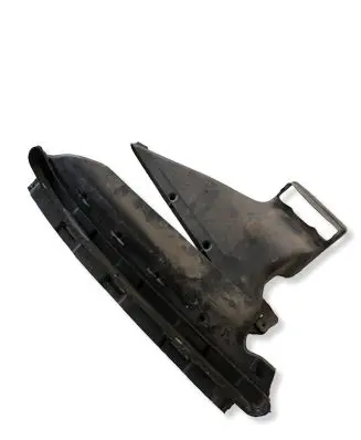 BMW 5 E34 Cabin air duct channel 8126846