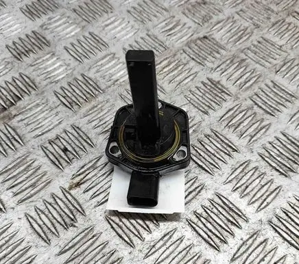 Audi A6 S6 C6 4F Oil level sensor 06E907660