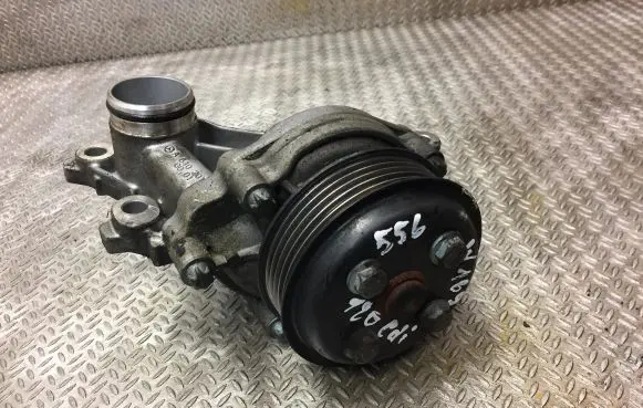 Mercedes-Benz A W169 Water pump 6402010001 A6402010001