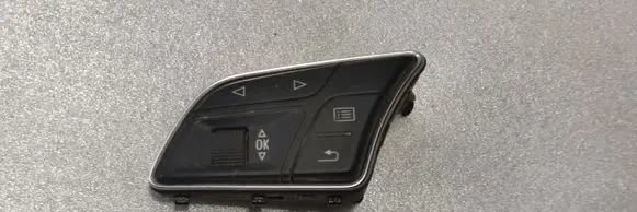 Audi A3 S3 8V Steering wheel buttons/switches 81A951523