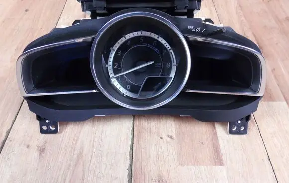 Mazda 3 III Speedometer (instrument cluster) BHS355471G
