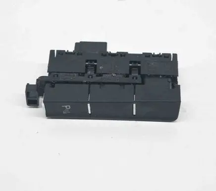Volkswagen Golf VII Parking (PDC) sensor switch 5G1927238E