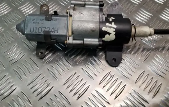 Chrysler Voyager Sliding door motor 7746804602 U10724H