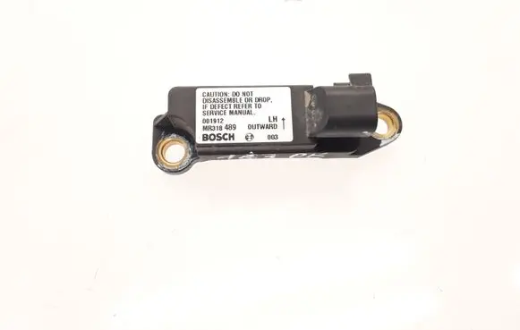 Mitsubishi Space Star Airbag deployment crash/impact sensor MR318489