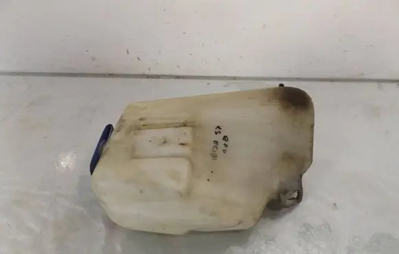 Seat Ibiza II (6k) Windshield washer fluid reservoir/tank