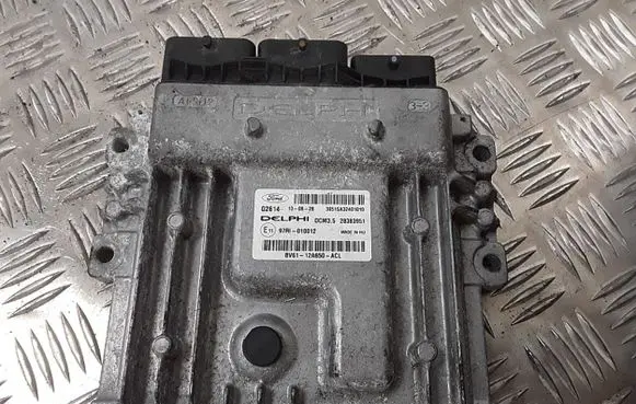 Ford C-MAX II Engine control unit/module bv6112a650acl 97ri010012