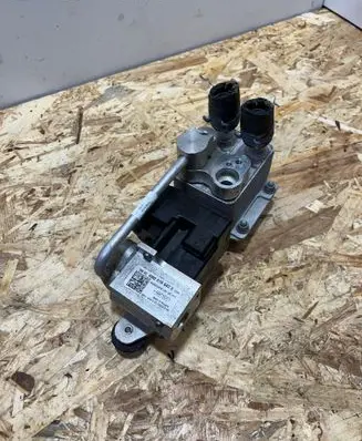 Air conditioning (A/C) expansion valve