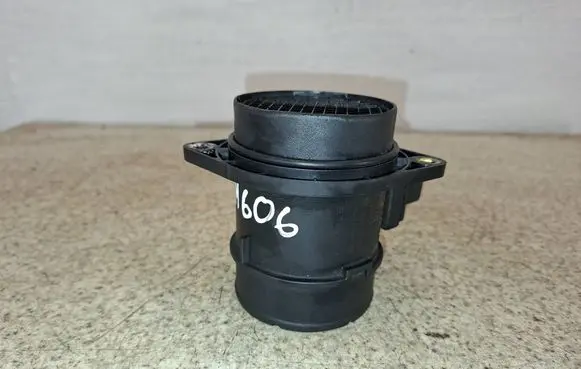 Hyundai ix35 Mass air flow meter 9021050002 281642A500