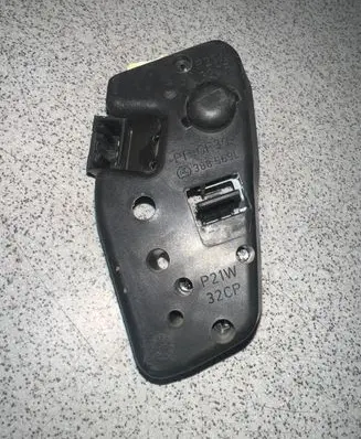 BMW 3 E46 Tail light bulb cover holder 6907937