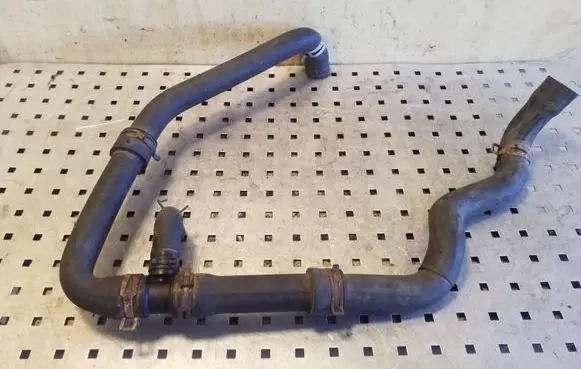 Volkswagen Transporter - Caravelle T4 Engine coolant pipe/hose 323220