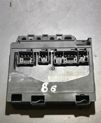 Volkswagen Touran I Comfort/convenience module 3C0959433R S0472HH042