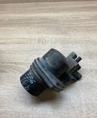Vacuum air tank