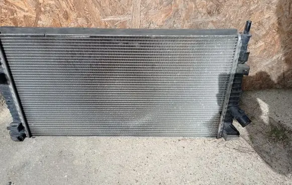 Volvo C30 Coolant radiator 3M5H8005TL