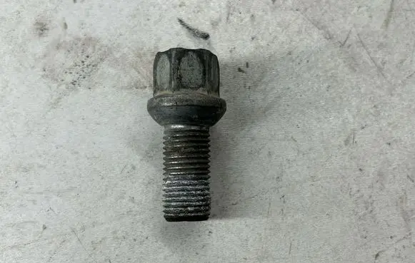 Volkswagen Tiguan Allspace Nuts/bolts 