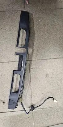 Subaru Outback (BS) Tailgate opening switch 