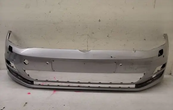 Volkswagen Golf VII Front bumper 5G0807221