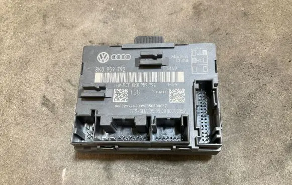 Audi A5 8T 8F Door control unit/module 8K0959792 00002983030985