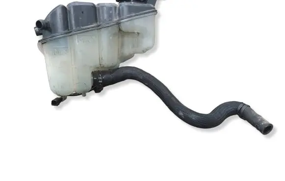 Volvo XC70 Coolant expansion tank/reservoir 6G918K218