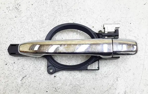 Mitsubishi Outlander Loading door interior handle 