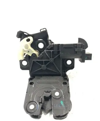 Audi A3 S3 8P Tailgate/trunk/boot lock/catch/latch 8P4827505B